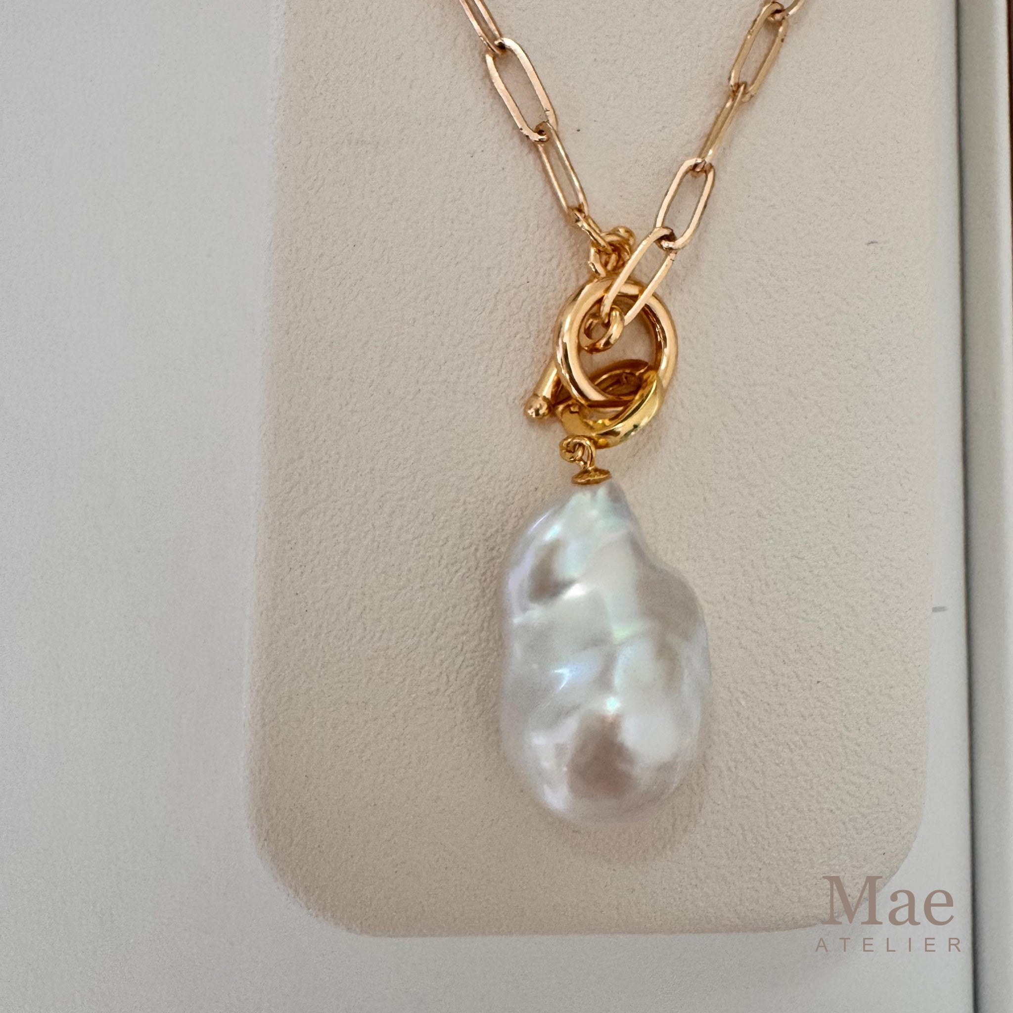 Baroque Pearl Pendant Necklace | Gold Paperclip Chain – Mae Pearl