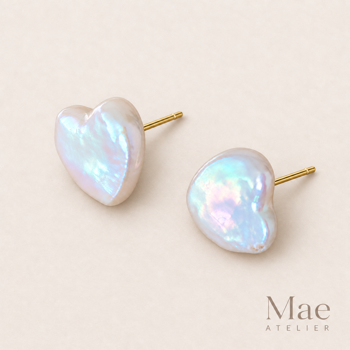 Heart pearl stud earrings in gift box