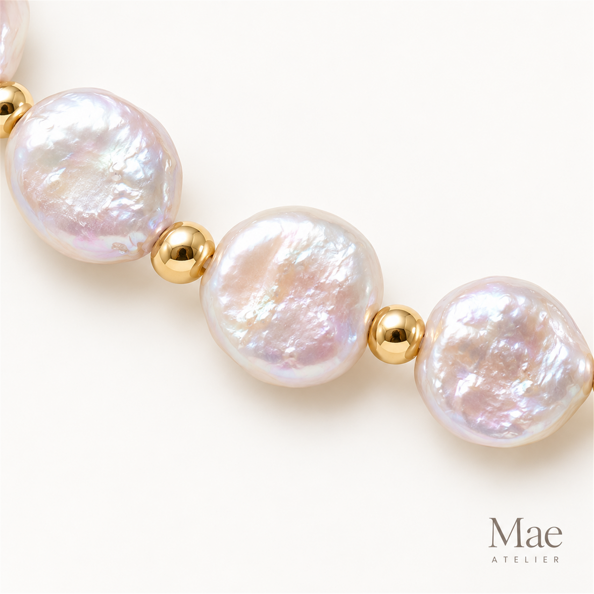 Aurora Freshwater Baroque Pearl Bracelet | Coin Pearls, Magnetic Clasp — pearl detail