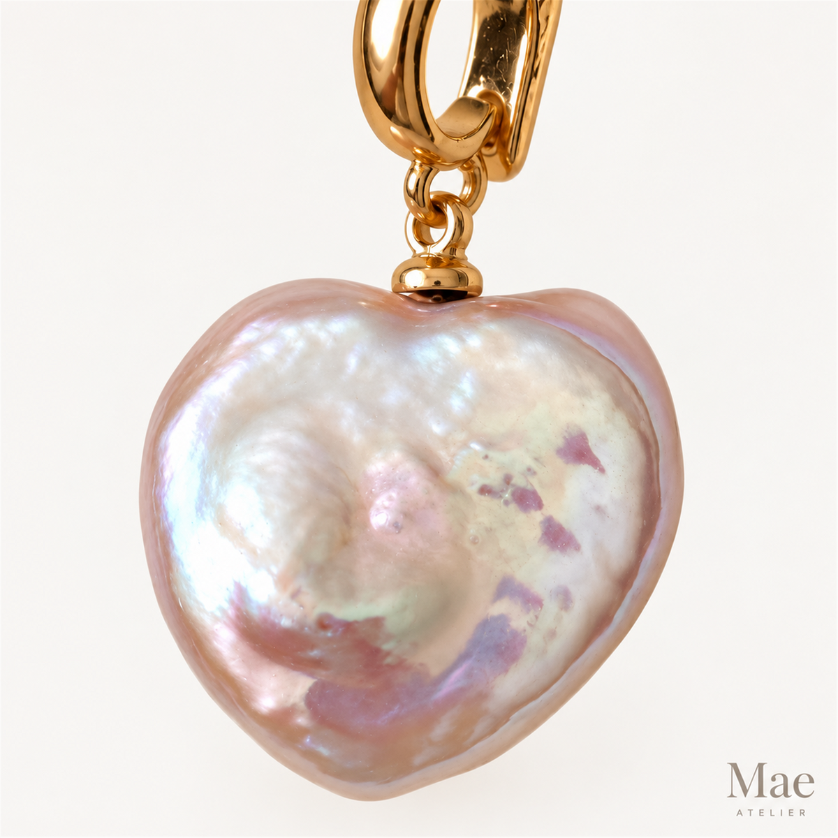Heart Baroque Pearl Pendant, Removable 18K Gold Plated Clasp Bail, White Freshwater Pearl Heart Charm for Necklace, Gift for Her — pearl detail