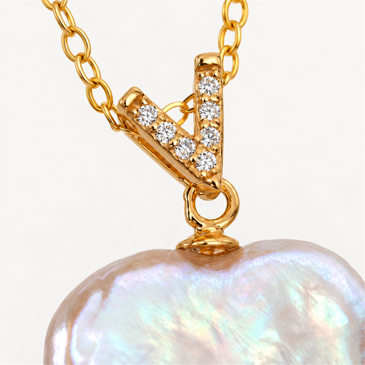 Heart Baroque Pearl Necklace — 18 mm — hardware detail